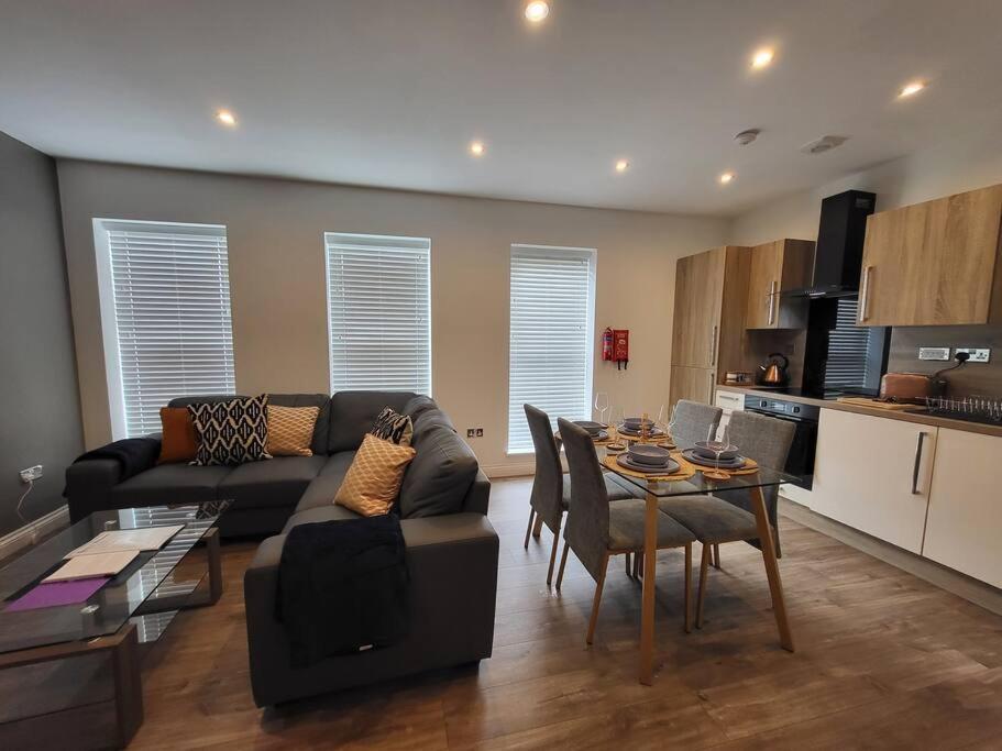 Stylish Jewellery Quarter Apartment Sleeps 6 Birmingham Exterior foto